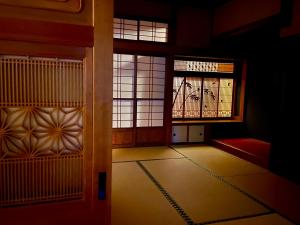 九十九里 人気の古民家宿 羽琉の里はるのさとでバーベキューとトランポリン