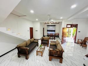 Sanku Place Hiriketiya