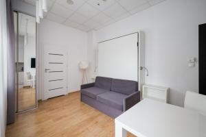 Varsovia Jerozolimskie Studio 223 by BookingHost