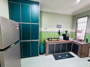 Nawra Iman Guest House