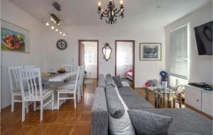 Nice Apartment In Malinska With Wifi