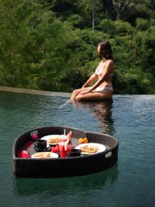 The Tirta Sari Villas