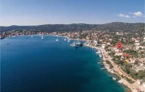 Two-Bedroom Apartment In Vinisce - 大德尔韦尼克