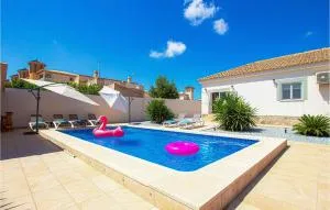 3 Bedroom Gorgeous Home In Orihuela - Los Dolses
