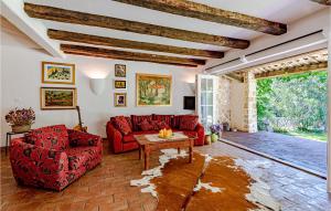 2 Bedroom Nice Home In Trstenik 
