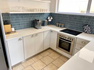 Waterfront Cottage G7