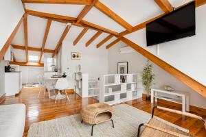 Arriaga River Views II