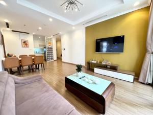 BOM HOMES- Vinhomes Timescity-3Br-Luxury Apt