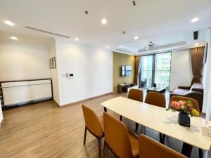 BOM HOMES- Vinhomes Timescity-3Br-Luxury Apt