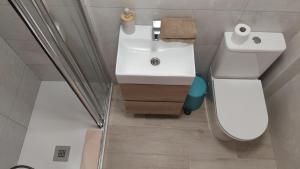 B2, Estudio independiente junto Aeropuerto Valencia
