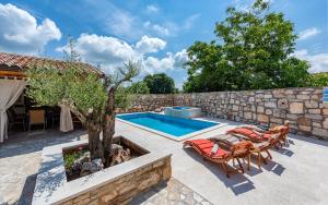 Villa Casa di Roccia for 8 people in Central Istria - pet friendly with heated pool & jacuzzi