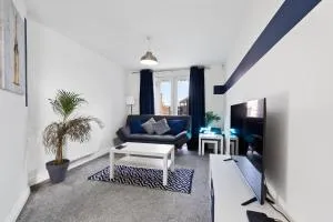 Poets Court - Modern 2 Bedroom Apartment - 西布罗姆维奇