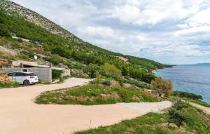 Gorgeous Home In Nerezisca With Wifi