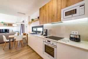 Villa Gavia by Villa Plus