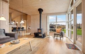 Nice Home In Glesborg With Sauna