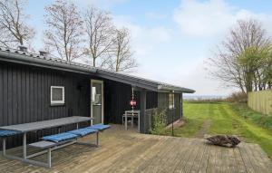 3 Bedroom Lovely Home In Bjert