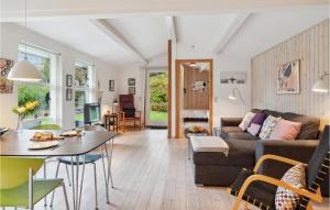 3 Bedroom Cozy Home In Gørlev