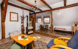 Cozy Apartment In Ravna Gora With Wifi