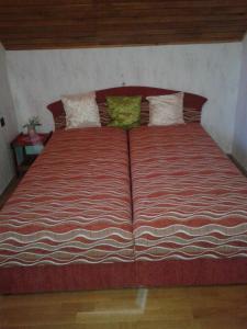 A whole holiday house with a garden in Fonyd for 2-10 persons