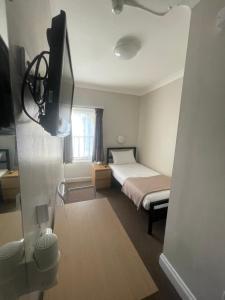 Single Room room in Lords Hotel