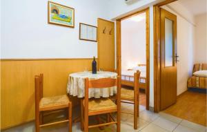 Two-Bedroom Apartment In Lokva Rogoznica