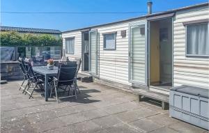 2 Bedroom Amazing Home In Makkum