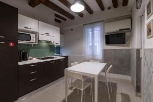 Santa Lucia Canal View by Wonderful Italy