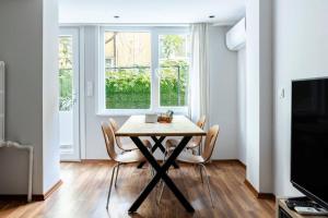 Cute Private Garden 2BD2Bath Quaint Home! #366