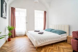 Luxapart III Beautiful Views with Breakfast