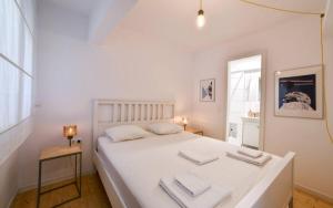 Fig Tree Patio Exarcheia