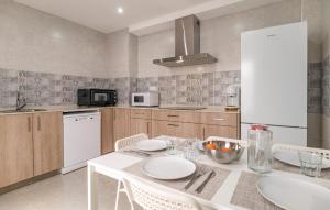 Lovely Home In Conil De La Frontera