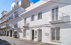 Beautiful Home In Conil De La Frontera