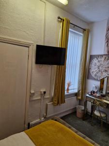 Deluxe King Room room in Rocklea Hotel