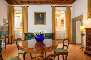 Cartari Deluxe Apartment