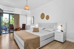 Double Room Garden View room in Sunset Beach Hotel