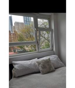 Room in central London