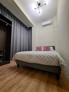 S-eva resort athens apartments