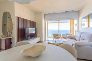 Intempo by Holuxe - 322 - 32nd floor