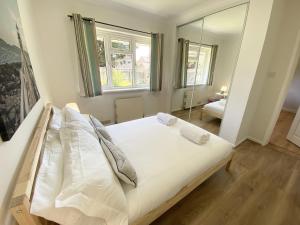 Daisy Cottage by NewFo rest