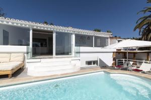 Villa Salome with private heated pool