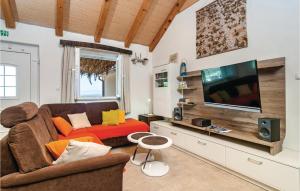 Lovely Home In Postira With Heated Swimming Pool 