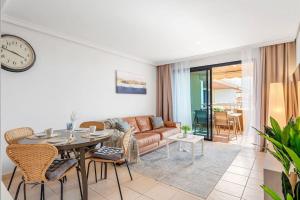 2BDR Ocean and la Gomera Vista Getaway