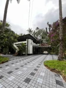 Maliyeckal Homestay - Kallar Vattiyar