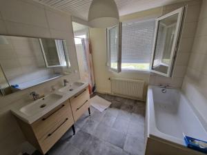 Maisons de vacances Coeur de la vallee de la Meuse : photos des chambres