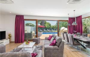 Cozy Home In Cervar With Sauna 