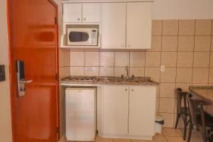 Apto para 4 pessoas vista piscina e mar - ME01I