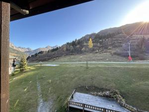 Appartement ski-in ski-out avec balcon à Méribel - FR-1-355-15