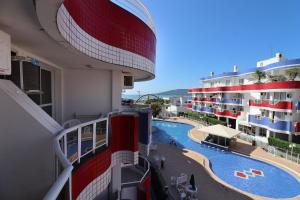 Apto para 4 pessoas vista piscina e mar - ME01I