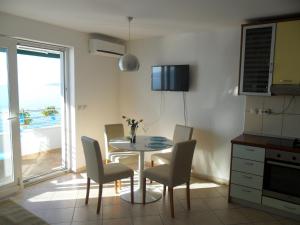 Apartments & Room Paula