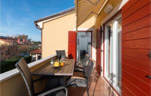 2 Bedroom Gorgeous Apartment In Volme 